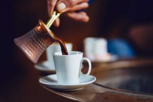 طرز تهیه قهوه ترک با قهوه ساز پارس خزر مدل گرمنوش